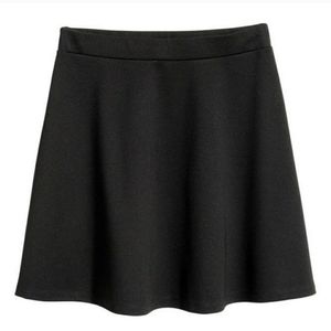 H&M Black circle skirt